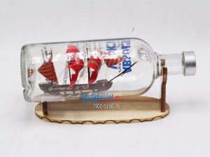 mô hình thuyền trong chai