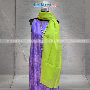 khăn choàng cổ lụa